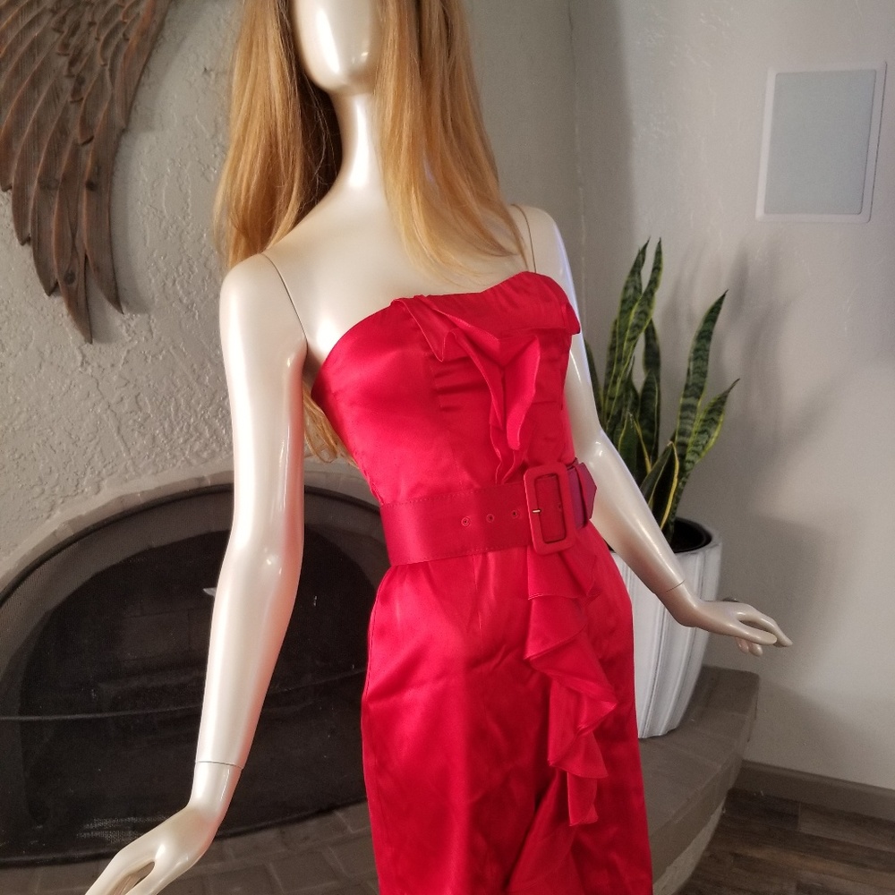Red strapless dress